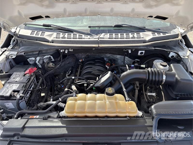 Ford F-150 4x2 Extended Cab Pickup Drugi