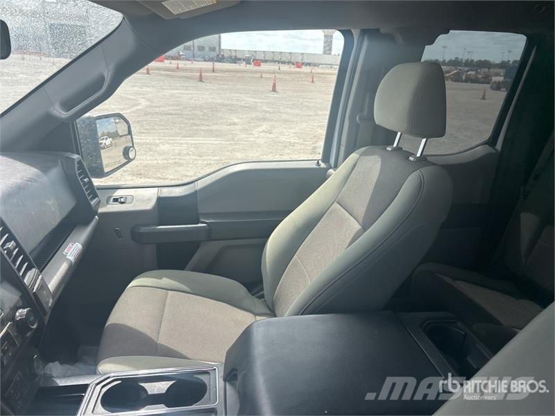 Ford F-150 4x2 Extended Cab Pickup Други