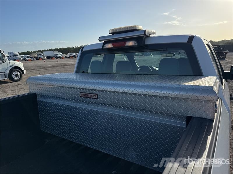 Ford F-150 4x2 Extended Cab Pickup Diger