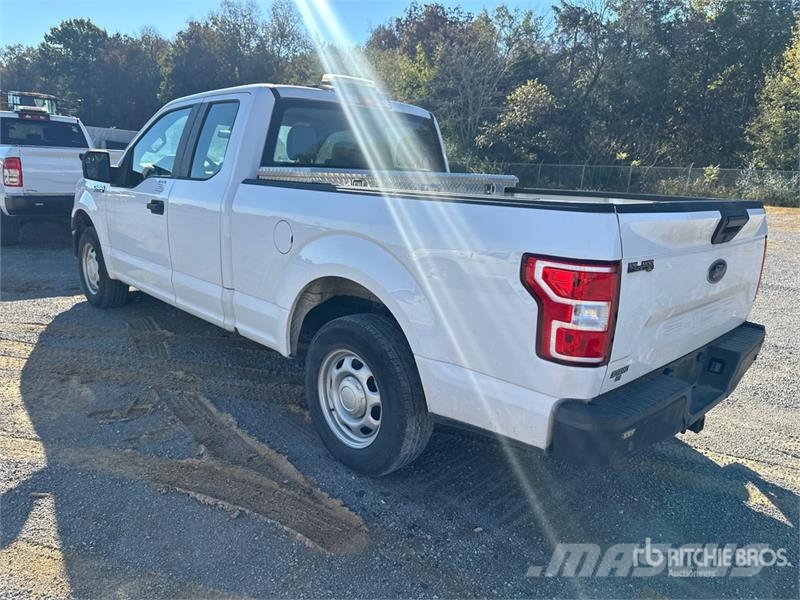 Ford F-150 4x2 Extended Cab Pickup Drugi