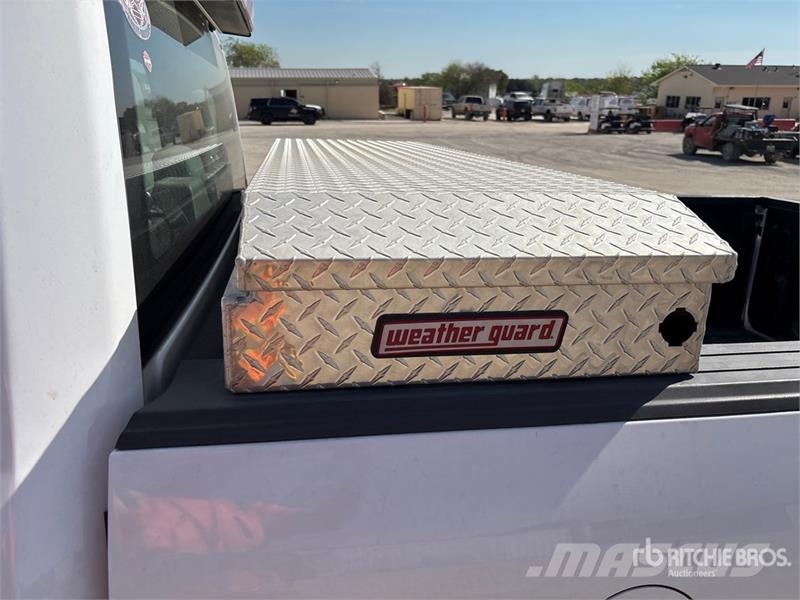 Ford F-150 4x2 Extended Cab Pickup Drugi
