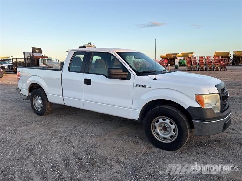 Ford F-150 4x2 Extended Cab Pickup أخرى