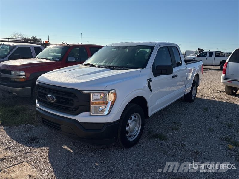 Ford F-150 4x2 Extended Cab Pickup (Inoperable) Drugi
