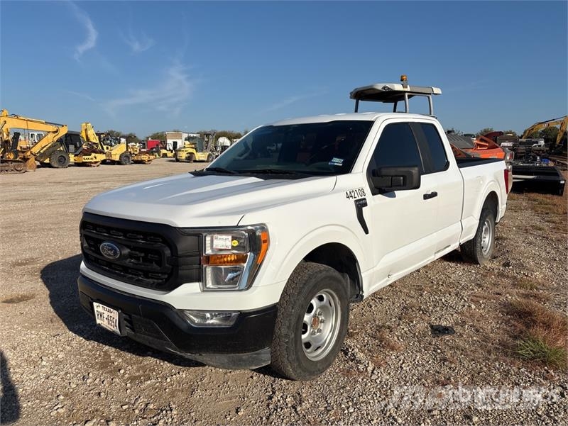 Ford F-150 4x2 Extended Cab Pickup (Inoperable) Ostalo