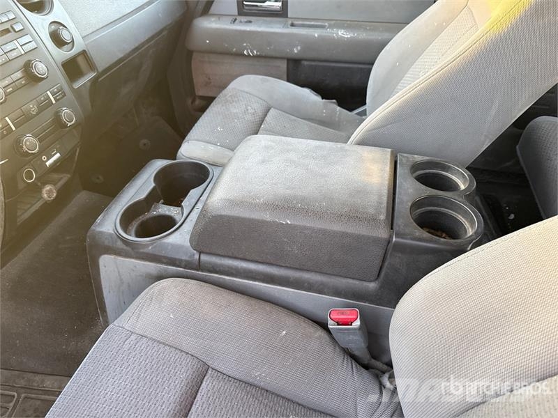 Ford F-150 4x2 Extended Cab Pickup أخرى