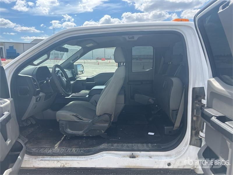 Ford F-150 4x2 Extended Cab Pickup Други
