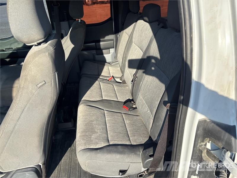 Ford F-150 4x2 Extended Cab Pickup (Inoperable) Ostalo