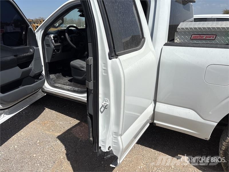 Ford F-150 4x2 Extended Cab Pickup 其他