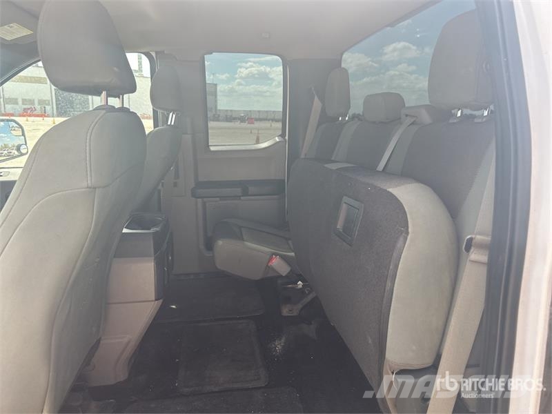 Ford F-150 4x2 Extended Cab Pickup Други
