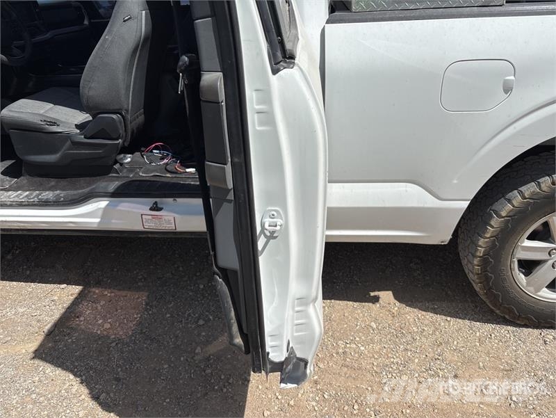 Ford F-150 4x2 Extended Cab Pickup 其他