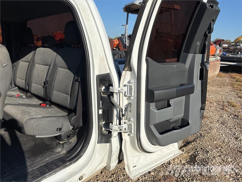 Ford F-150 4x2 Extended Cab Pickup (Inoperable) Ostalo
