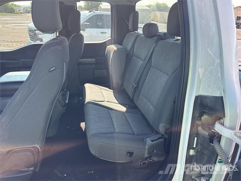 Ford F-150 4x2 Extended Cab Pickup その他