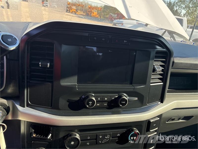 Ford F-150 4x2 Extended Cab Pickup (Inoperable) Drugi
