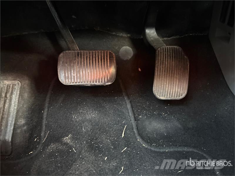 Ford F-150 4x2 Extended Cab Pickup Drugi