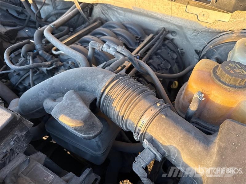 Ford F-150 4x2 Extended Cab Pickup أخرى
