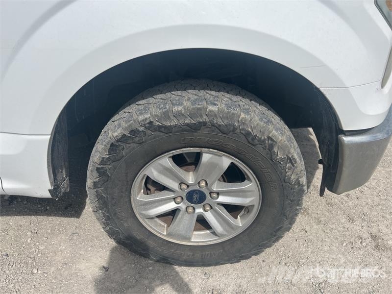 Ford F-150 4x2 Extended Cab Pickup Други