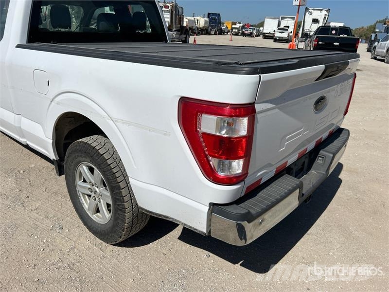 Ford F-150 4x2 Extended Cab Pickup その他