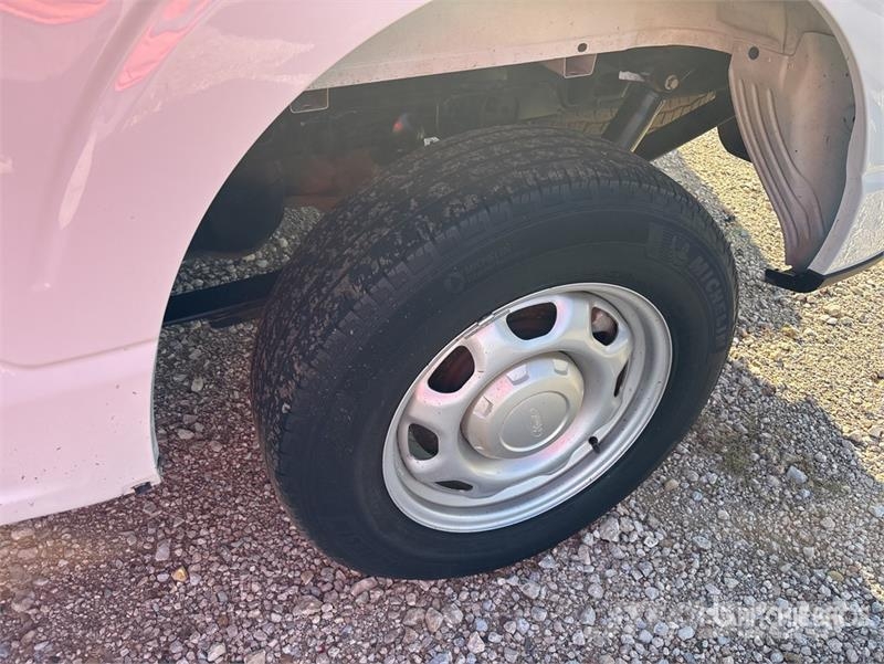 Ford F-150 4x2 Extended Cab Pickup (Inoperable) Drugi