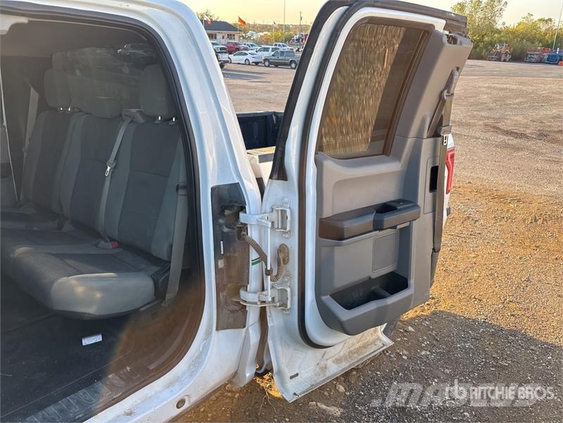 Ford F-150 4x2 Extended Cab Pickup Ostalo