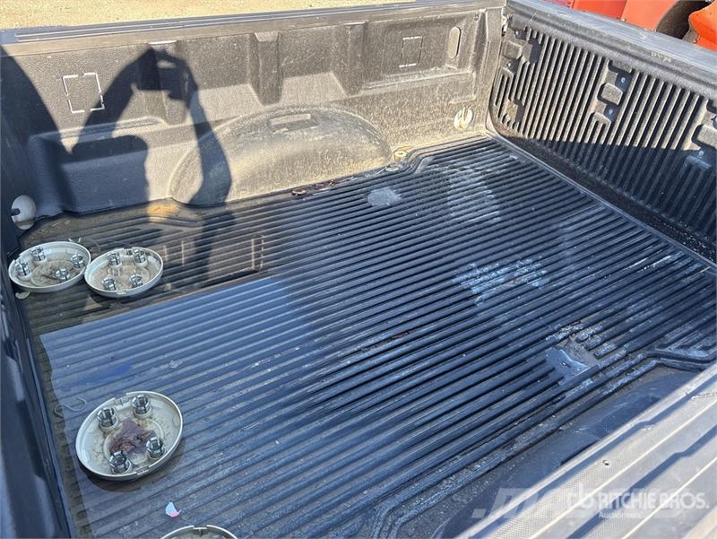 Ford F-150 4x2 Extended Cab Pickup (Inoperable) Ostalo