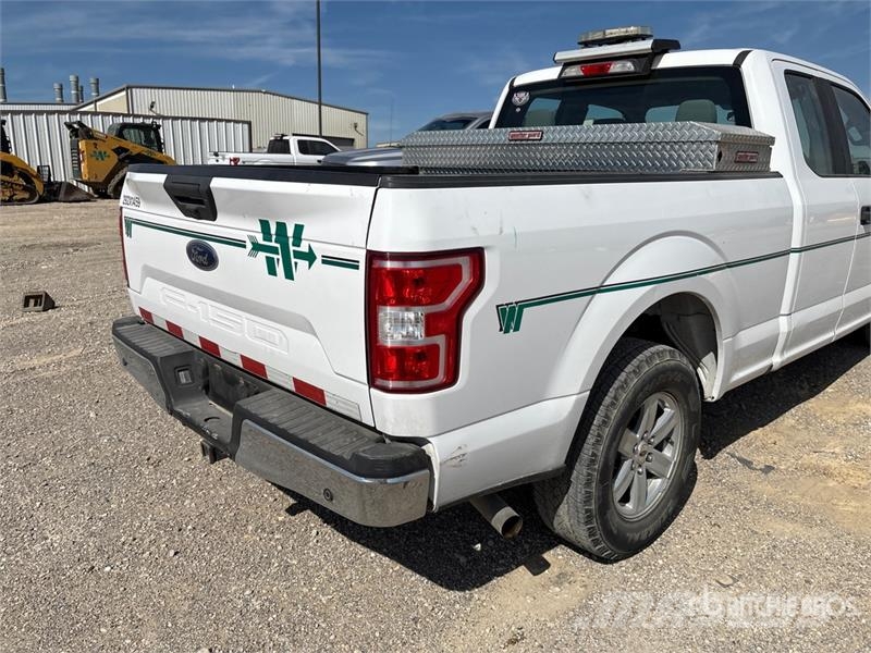 Ford F-150 4x2 Extended Cab Pickup Drugi