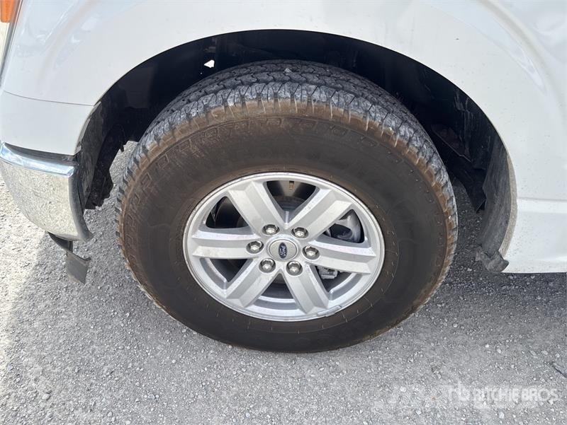 Ford F-150 4x2 Extended Cab Pickup 其他