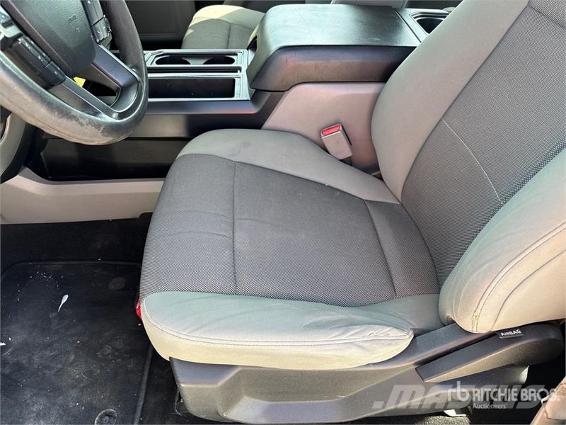 Ford F-150 4x2 Extended Cab Pickup Drugi