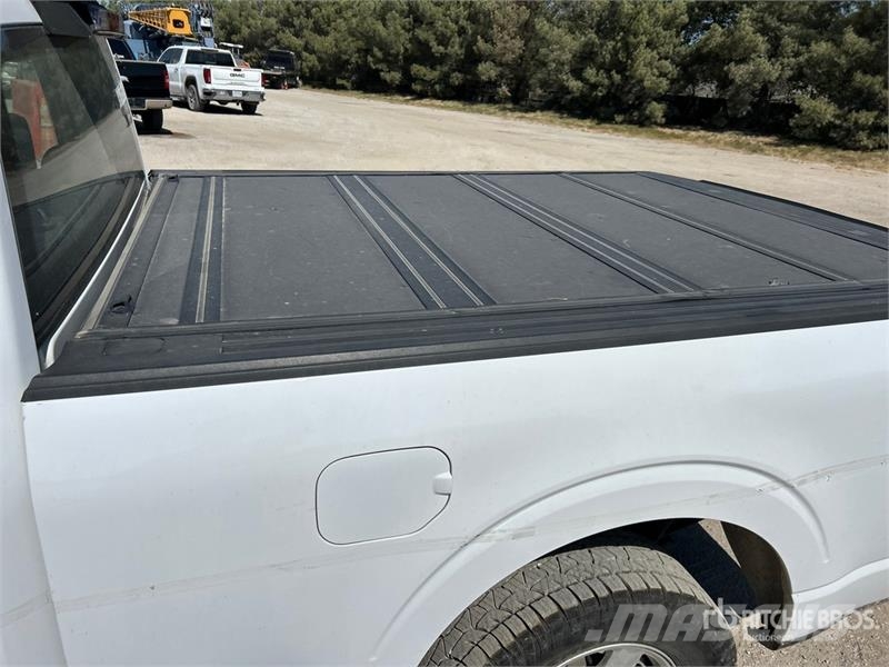 Ford F-150 4x2 Extended Cab Pickup その他