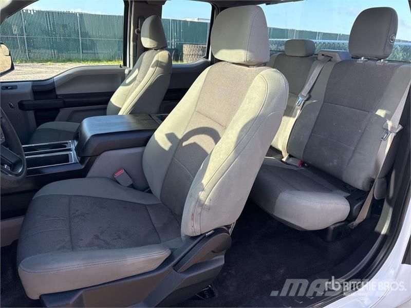 Ford F-150 4x2 Extended Cab Pickup Diger