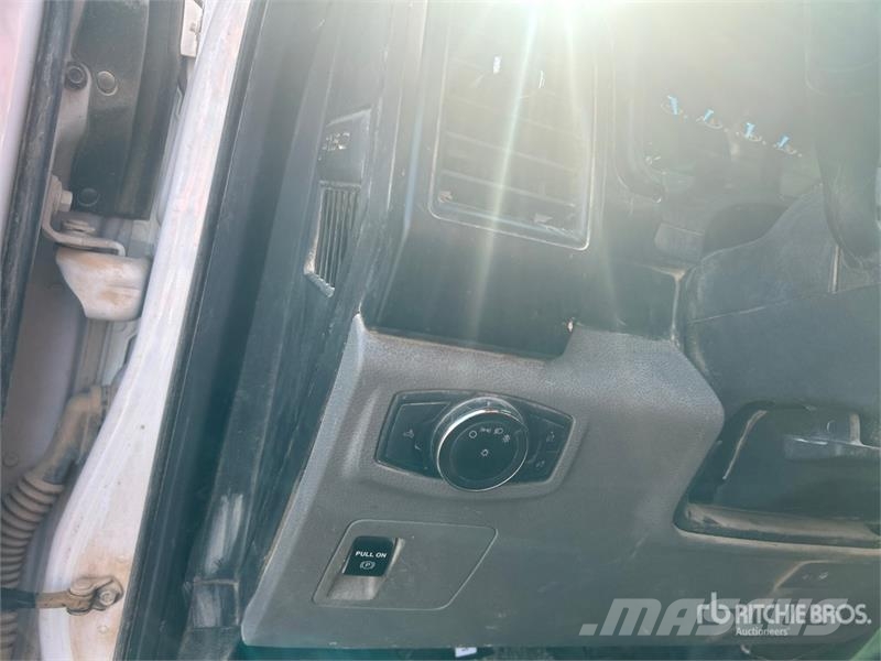 Ford F-150 4x2 Pickup その他