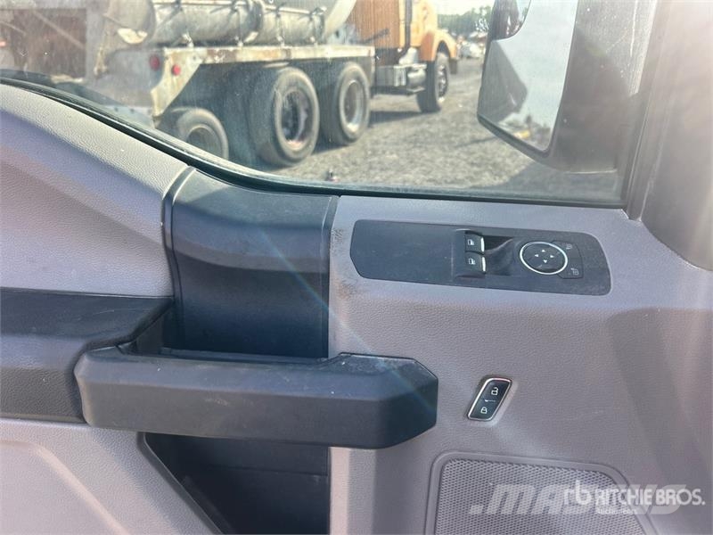 Ford F-150 4x2 Pickup Ostalo