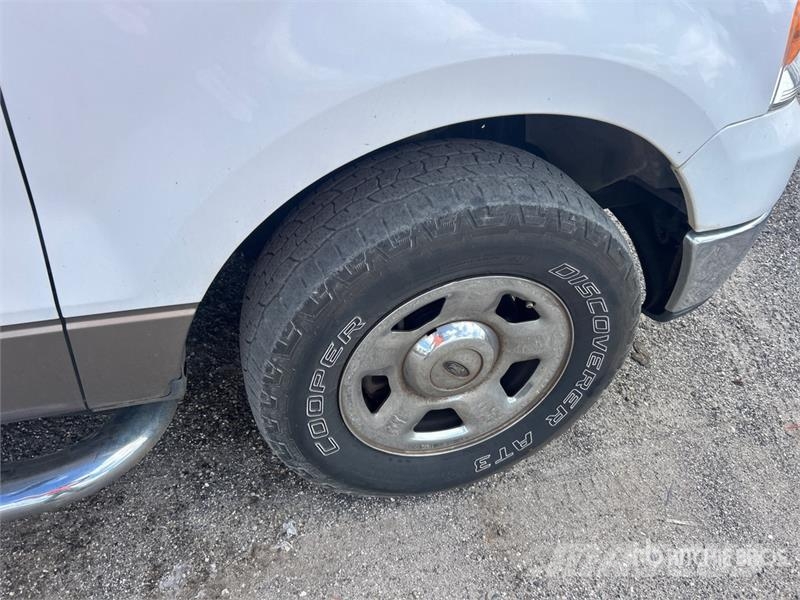Ford F-150 4x2 Pickup その他