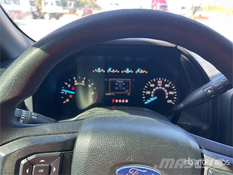 Ford F-150 4x4 Crew Cab Pickup Drugi