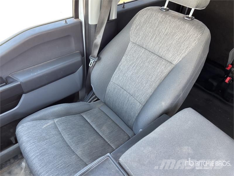 Ford F-150 4x4 Crew Cab Pickup Other