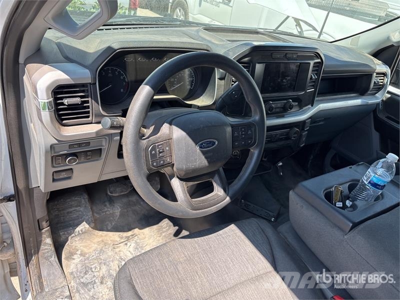 Ford F-150 4x4 Crew Cab Pickup Other
