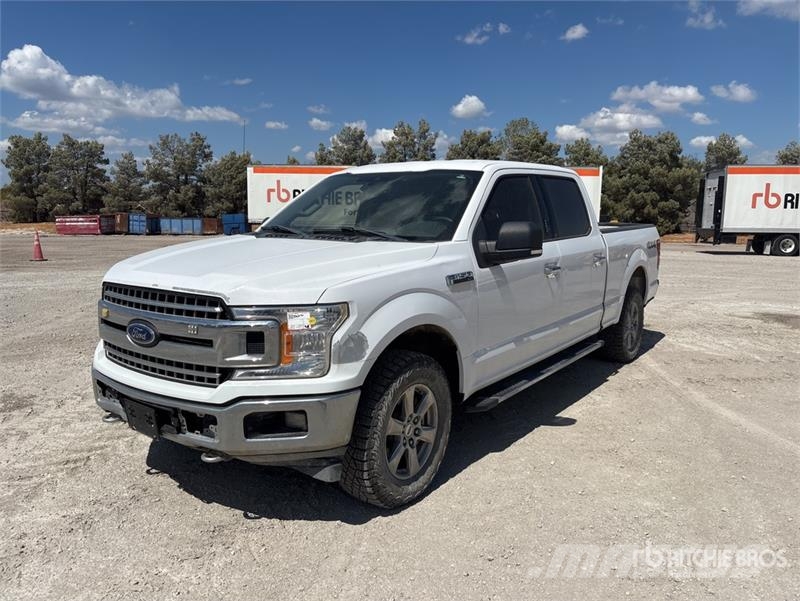 Ford F-150 4x4 Crew Cab Pickup Muu
