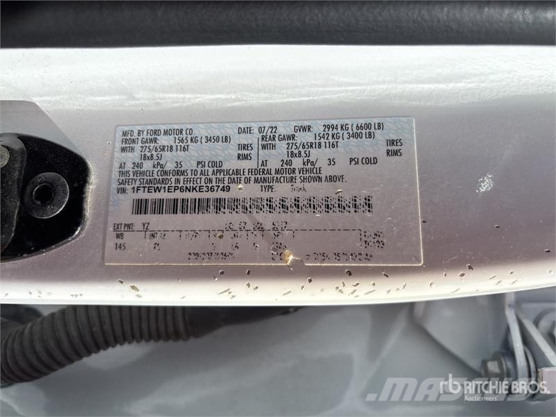 Ford F-150 4x4 Crew Cab Pickup Furgoni altro