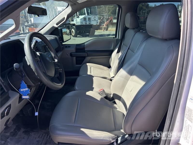 Ford F-150 4x4 Crew Cab Pickup Drugi