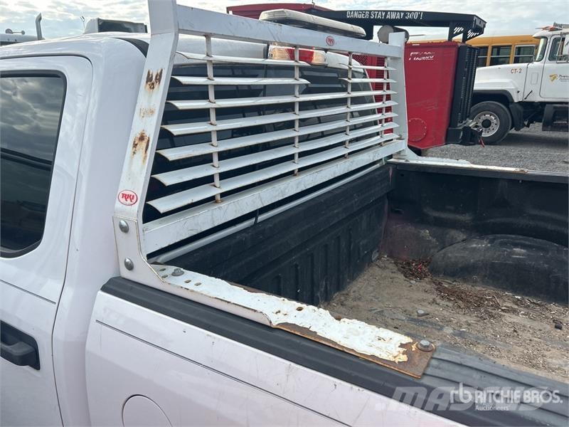 Ford F-150 4x4 Crew Cab Pickup 기타