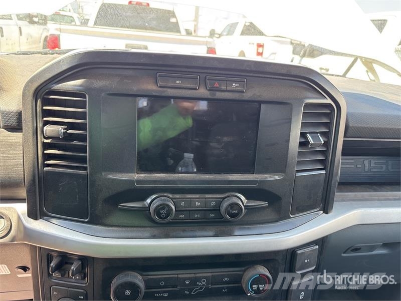 Ford F-150 4x4 Crew Cab Pickup Other