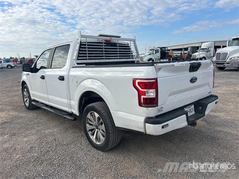 Ford F-150 4x4 Crew Cab Pickup 기타