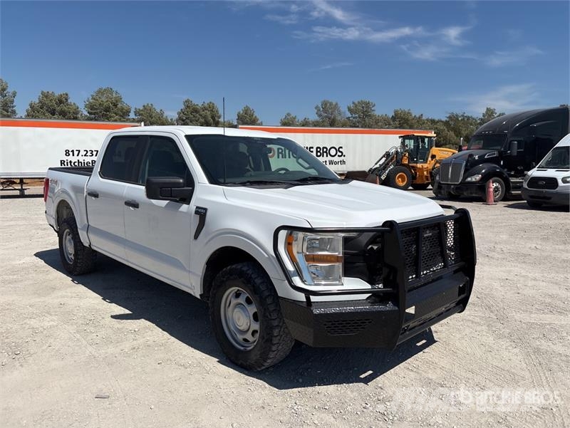 Ford F-150 4x4 Crew Cab Pickup Other