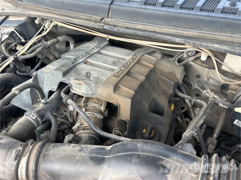 Ford F-150 4x4 Crew Cab Pickup 기타