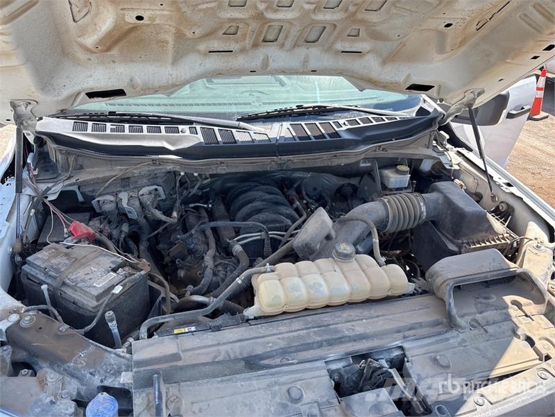 Ford F-150 4x4 Crew Cab Pickup Other