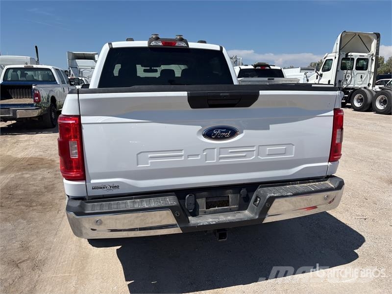 Ford F-150 4x4 Crew Cab Pickup Other