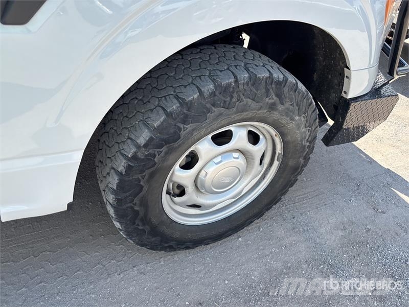 Ford F-150 4x4 Crew Cab Pickup Other