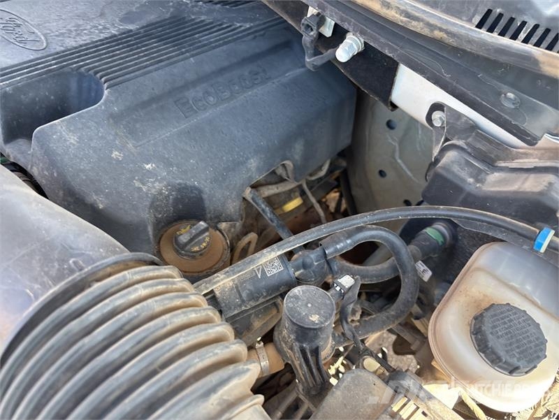 Ford F-150 4x4 Crew Cab Pickup Muu