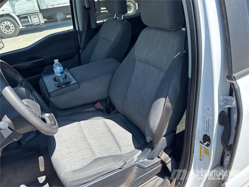 Ford F-150 4x4 Crew Cab Pickup Other