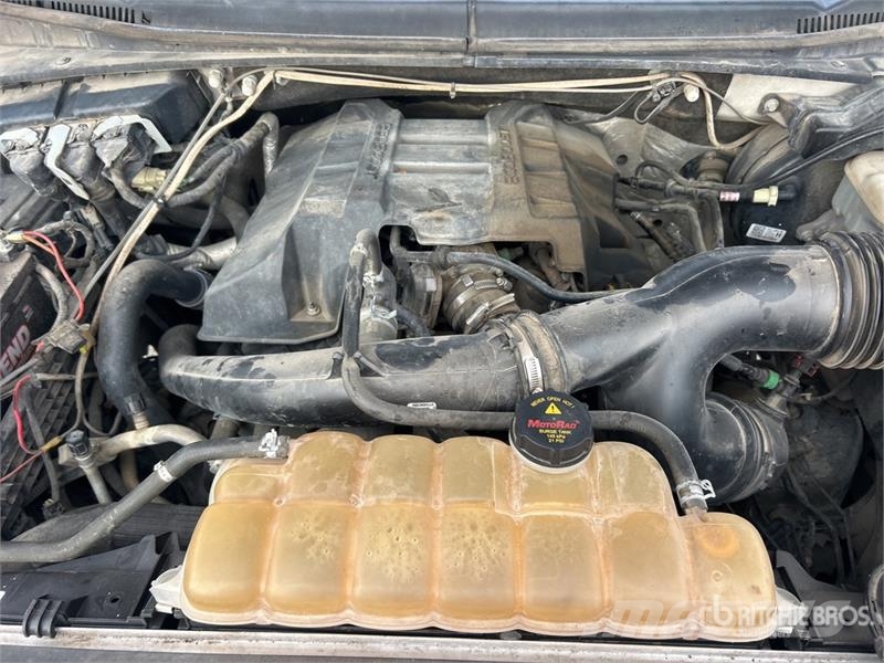 Ford F-150 4x4 Crew Cab Pickup 기타