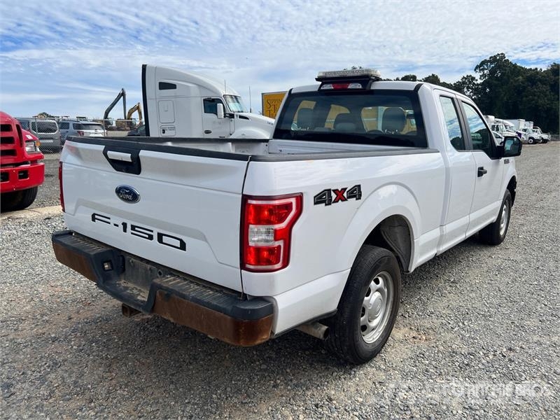 Ford F-150 4x4 Extended Cab Pickup Drugi